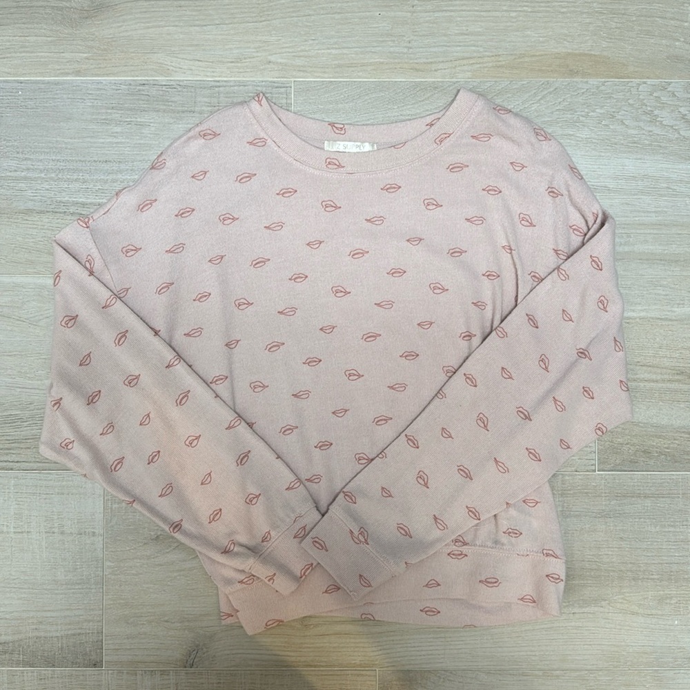 Z supply lips sweatshirt